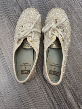 Keds Kids Glitter Lace-Up Sneakers in Cream with Gold Accents